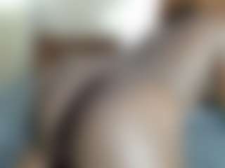 Live cam show with Darkqween23 - Legs on Camsoda