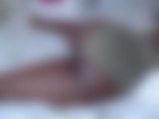 Live cam show with Darkqween23 - Legs on WildCum