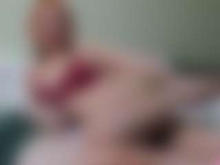 Live cam show with AniAndFrank - Cum Swallowing on fuklive.com