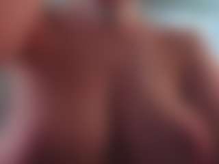 Linda's Live Sex Cam Show