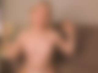 Mona and Amelia's Live Sex Cam Show