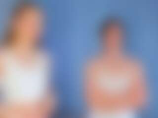 Live cam show with Amanda and Karen - Gray Eyes on xplaylive.com