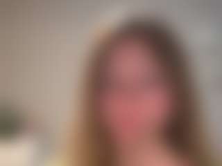 Live cam show with MillieDesire - Flexible on TottyGirls