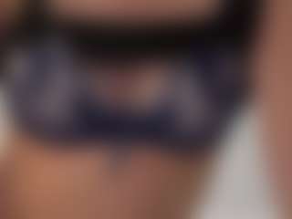 Live cam show with MillieDesire - Blue Eyes on xxxlivecams.org