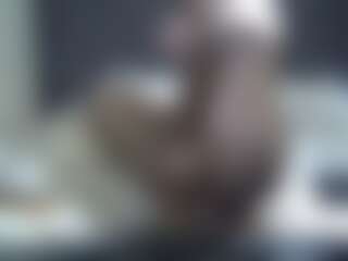 Live cam show with Sanny-Pretty - Trimmed Teen (18+) on TottyGirls