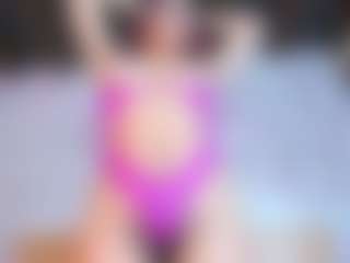 Sara-Collinnss's Live Sex Cam Show
