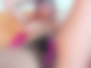 Sara-Collinnss's Live Sex Cam Show