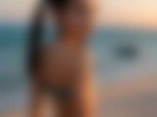 Beachslave111's Live Sex Cam Show