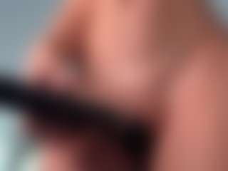 Live cam show with Scarlett - Striptease Asian on Dare Cams