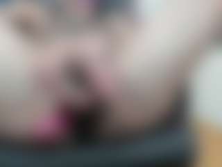 Russian-Bear-Hunk's Live Sex Cam Show