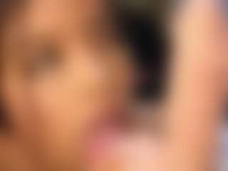Live cam show with Ximenawilliamss - Nails on Camsoda
