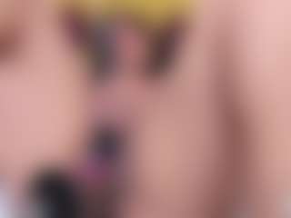Live cam show with KendralHolson - Blue Eyes on Nude Live Now