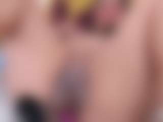 Live cam show with KendralHolson - Domination on googirlz