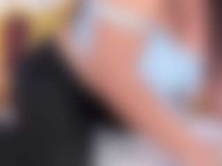 KendralHolson MILF webcam performer live streaming