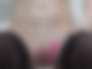 AnnaHotSquirt's Live Sex Cam Show