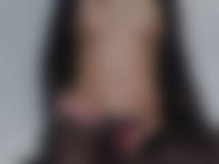 AnnaHotSquirt's Live Sex Cam Show