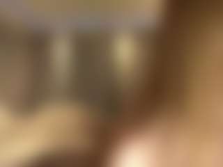 Live cam show with Leya - Blue Eyes on AdultVida.com