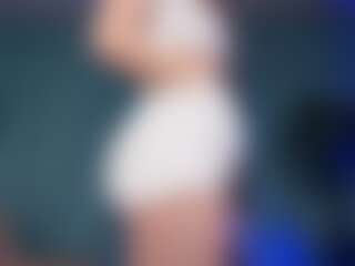 Elva's Live Sex Cam Show