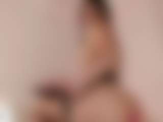 Cutie Riley's Live Sex Cam Show