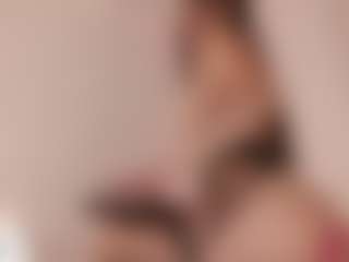 Cutie Riley's Live Sex Cam Show