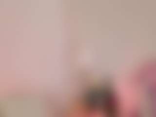 Cutie Riley's Live Sex Cam Show