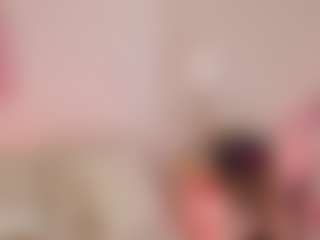 Cutie Riley's Live Sex Cam Show