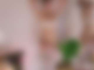 Cutie Riley's Live Sex Cam Show