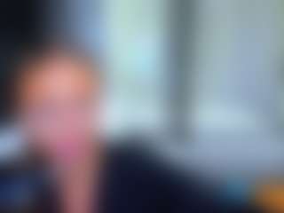 Live cam show with BarbaraSkills - Blue Eyes on Gym Cam Girls