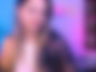 Live cam show with berry-alma - Lesbian on Camsoda