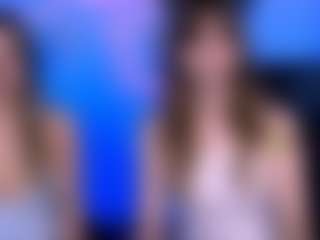berry-alma's Live Sex Cam Show