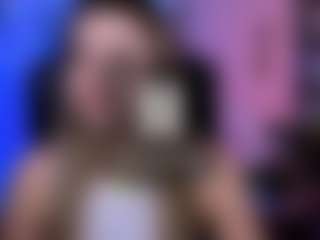 berry-alma's Live Sex Cam Show