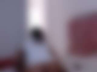 clara-riso's Live Sex Cam Show