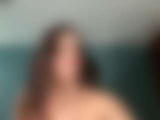 Live cam show with Lora - Fingers on Gym Cam Girls