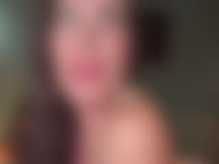Live cam show with Lora - Full Nudity on Hubzter Live