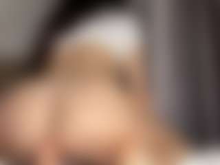 Lora's Live Sex Cam Show