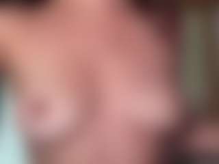 Lora's Live Sex Cam Show