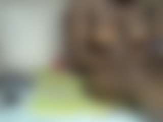Live cam show with Sweetsanta98 - Public Ebony on milfzrlive.com