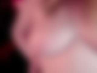 Live cam show with TinkerrBella - Cute on eurowanks.com