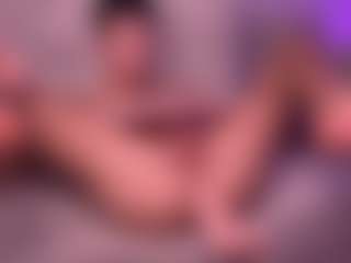 WaltEnjoy's Live Sex Cam Show