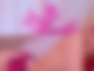 Live cam show with MeowthLilu - Fingers on Camsoda