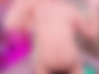 Live cam show with MeowthLilu - College on Camsoda