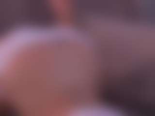 Bella's Live Sex Cam Show
