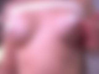 Live cam show with Bella - Joi on Hubzter Live