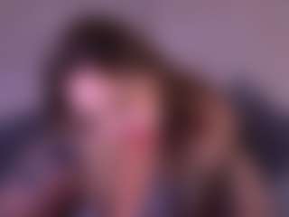 Bllowjoyy's Live Sex Cam Show