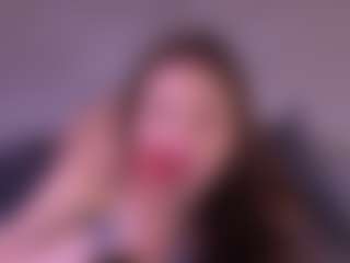 Bllowjoyy's Live Sex Cam Show
