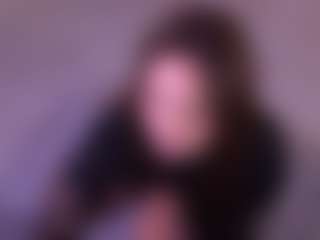 Bllowjoyy's Live Sex Cam Show