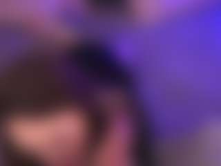 Bllowjoyy's Live Sex Cam Show