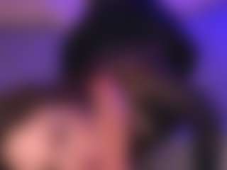 Bllowjoyy's Live Sex Cam Show