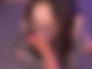 Bllowjoyy's Live Sex Cam Show