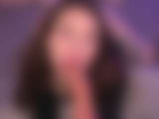 Bllowjoyy's Live Sex Cam Show